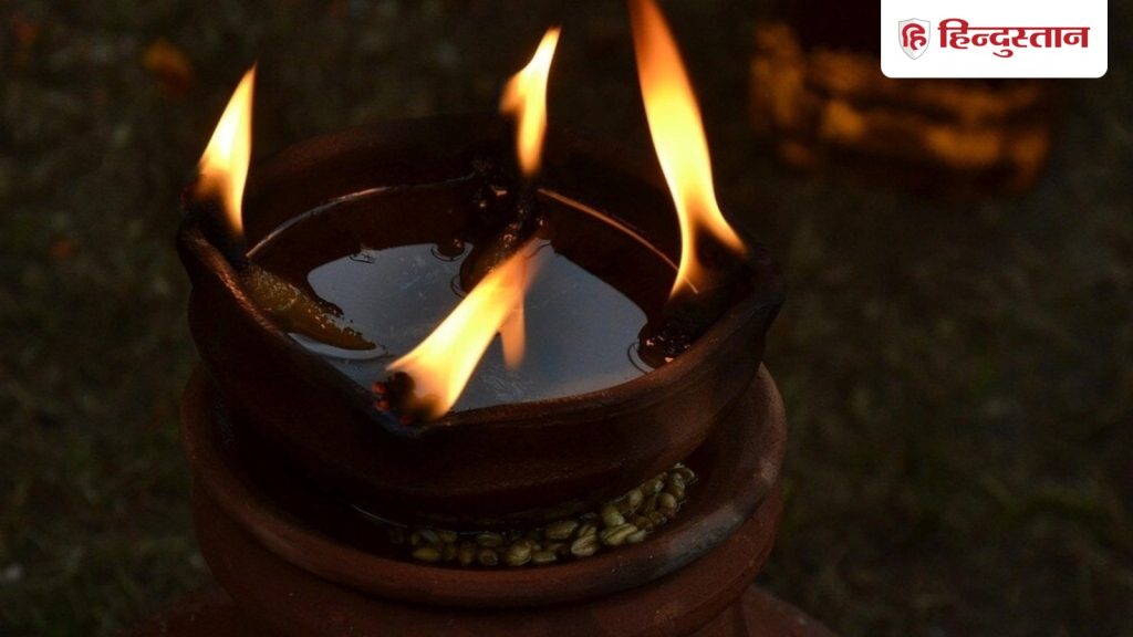 अधिकमास में आज गुरु पुष्य योग, शाम को दीपदान से प्रसन्न होंगी मां लक्ष्मी,...