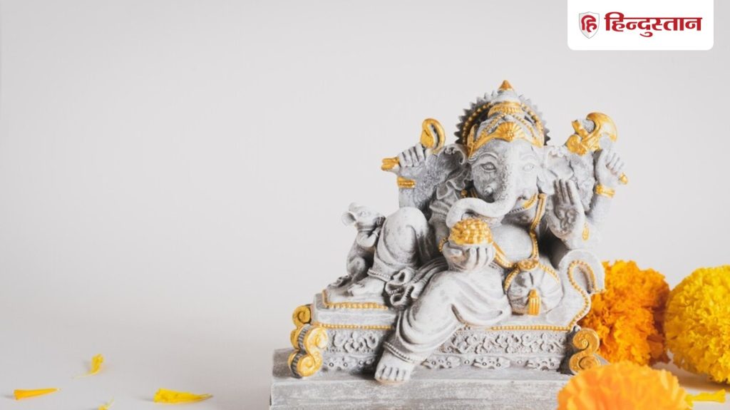 Adhik Maas Varda Chaturthi 2026: बहुत फलदायी होती है अधिकमास की विनायक चतुर्थी, गणेश जी की कृपा...