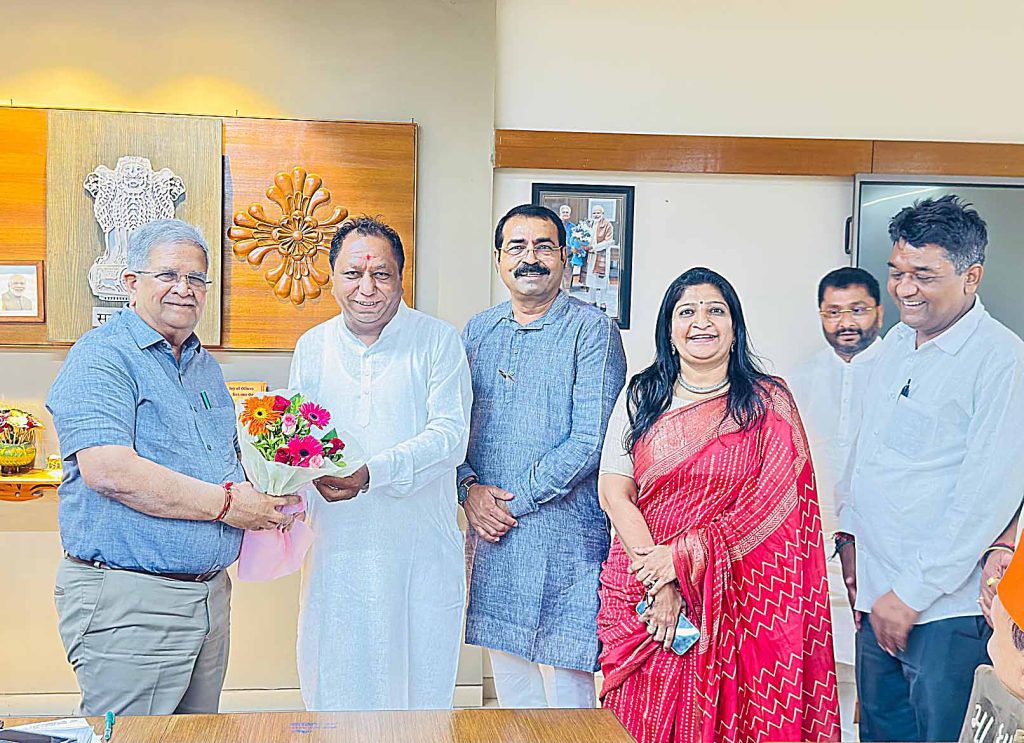 અમદાવાદને ગ્લોબલ લેવલ પર વધુ વિકસિત બનાવવું એ જ મુખ્ય ઉદ્દેશ: અમદાવાદ મેયર અમદાવાદને ગ્લોબલ લેવલ પર વધુ વિકસિત બનાવવું એ જ મુખ્ય ઉદ્દેશ: અમદાવાદ મેયર