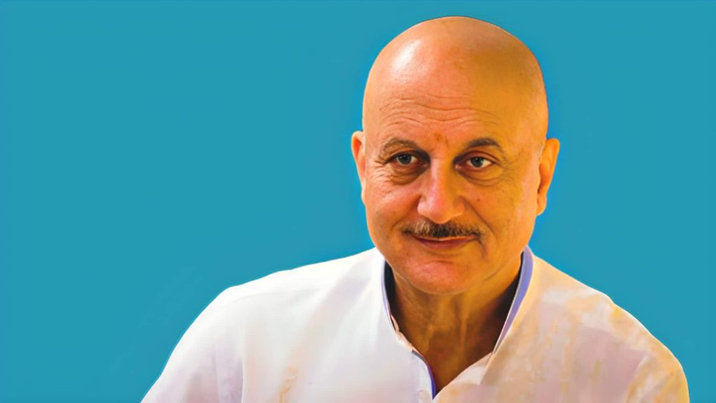 बॉलीवुड के बदलते माहौल पर अनुपम खेर बोले- पहले महफिलें सजती थीं, अब डर लगता है