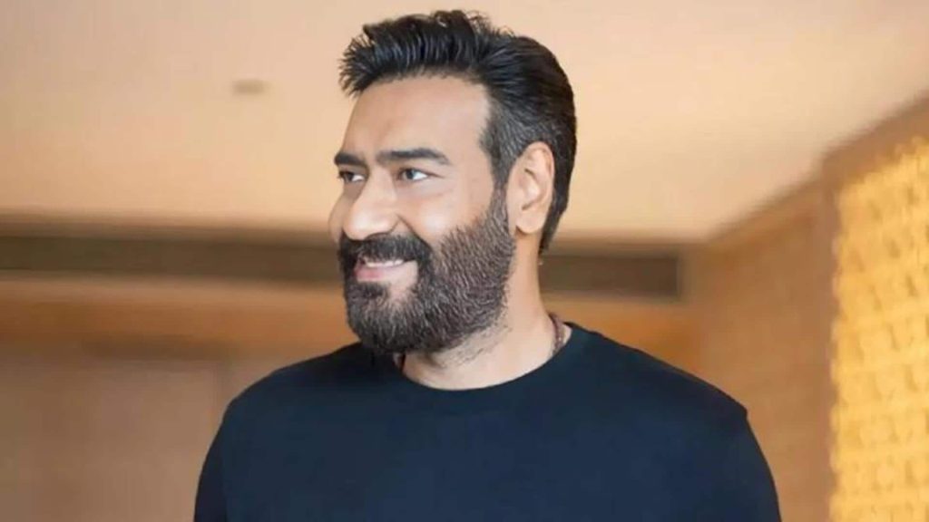 अक्षय कुमार के आगे अजय देवगन ने टेके घुटने, टल गई साल की सबसे बड़ी टक्कर
