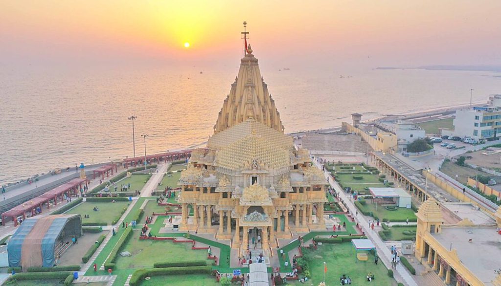 સોમનાથના ૭૫ વર્ષ નિમિત્તે રૉડ શો, સૂર્યકિરણ એર-શૉ, હેલિકોપ્ટરથી...