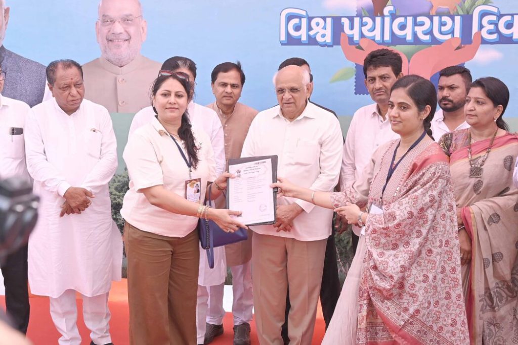 AMC ના ‘મિશન ફાઇવ મિલિયન ટ્રીઝ-2026’ અંતર્ગત PPP-CSR અને CER સંસ્થાઓ સાથે MOU થયા
