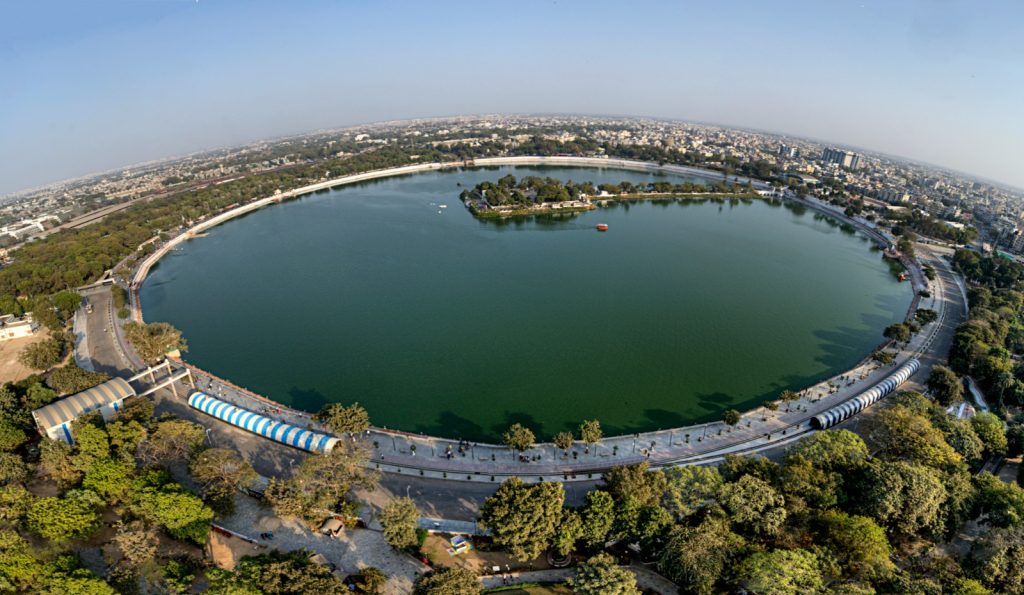 વેકેશનમાં અમદાવાદનું કાંકરિયા બન્યું પ્રવાસીઓ માટે હોટ ફેવરિટ: 6.72 લાખ… વેકેશનમાં અમદાવાદનું કાંકરિયા બન્યું પ્રવાસીઓ માટે હોટ ફેવરિટ: 6.72 લાખ...