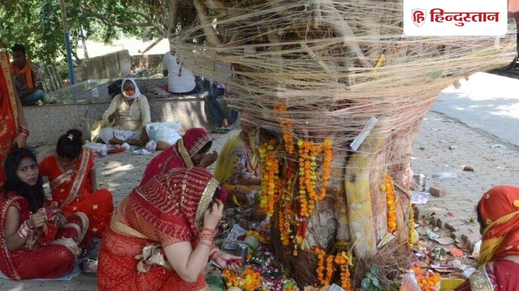 वट सावित्री व्रत अधिकमास के कारण हुआ लेट, इन 2 तिथियों पर भी रखा जाता है व्रत