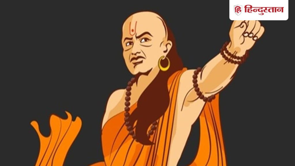 આજના અવતરણ: માતા લક્ષ્મી પોતે આવા સ્થાન પર રહે છે, આચાર્ય ચાણક્ય વાંચો… Quote of the day: ऐसी जगह पर आकर मां लक्ष्मी स्वयं करती हैं निवास, पढ़ें आचार्य चाणक्य...