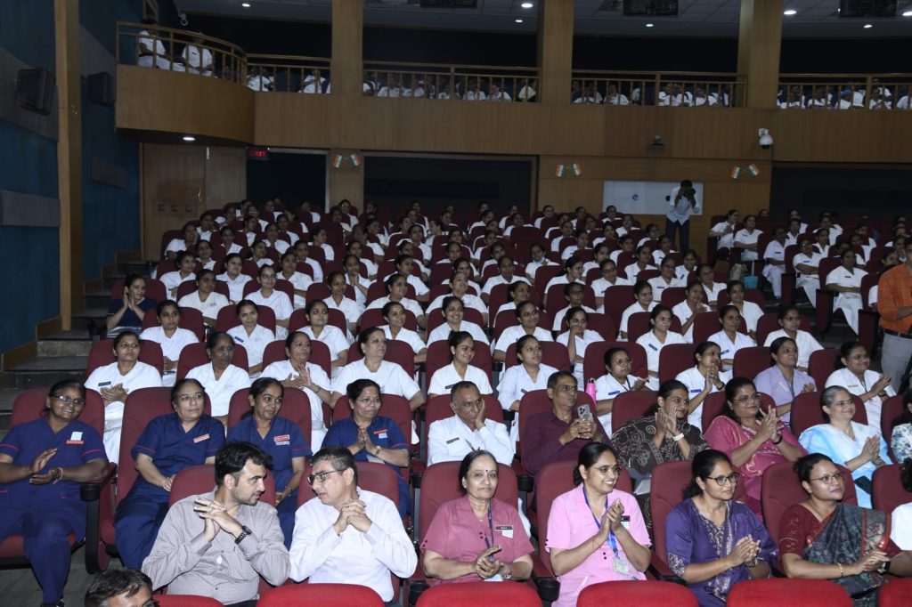 AI ટેકનોલોજી સુખ-સુવિધા આપી શકે, પણ હૃદયની સાચી શાંતિ માત્ર સેવાથી જ મળે છે:...