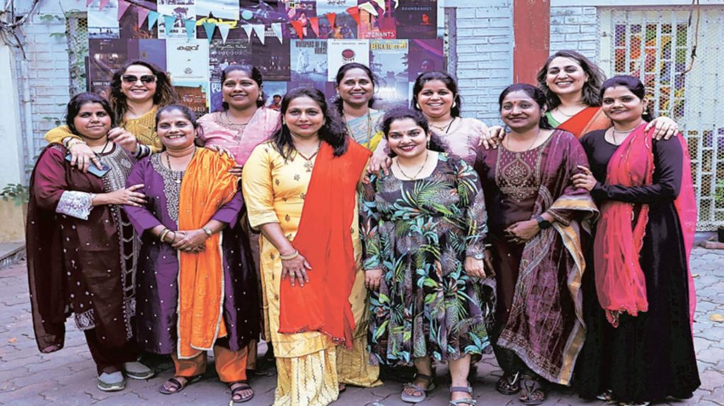 ‘મસ્ત મહિલા મંડળી’: આ શો કામ કરતી મહિલાઓની મિત્રતા, ઈચ્છા અને સંઘર્ષ દર્શાવે છે… 'मस्त महिला मंडली': कामकाजी महिलाओं की दोस्ती, इच्छा और संघर्ष दिखाती है ये डॉक्यूमेंट्री