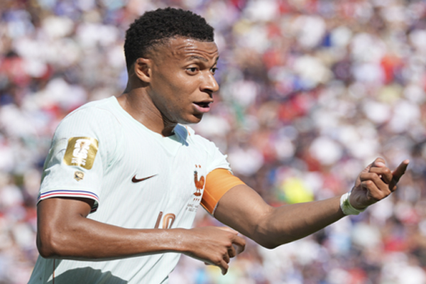 Mbappe એ ઇતિહાસ રચ્યો, FIFA વર્લ્ડ કપમાં 20 મેચ રમનાર સૌથી યુવા ખેલાડી બન્યો