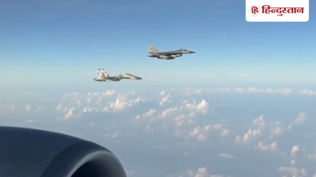 VIDEO: आसमान में सम्मान, इंडोनेशिया में एफ-16 और सुखोई-30 ने की पीएम मोदी की शानदार...