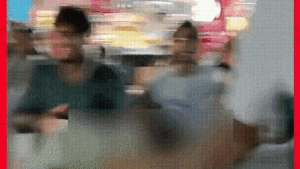 हरिद्वार में युवती से छेड़छाड़ में हरियाणा के पर्यटक को भीड़ ने पीटा, VIDEO हो...