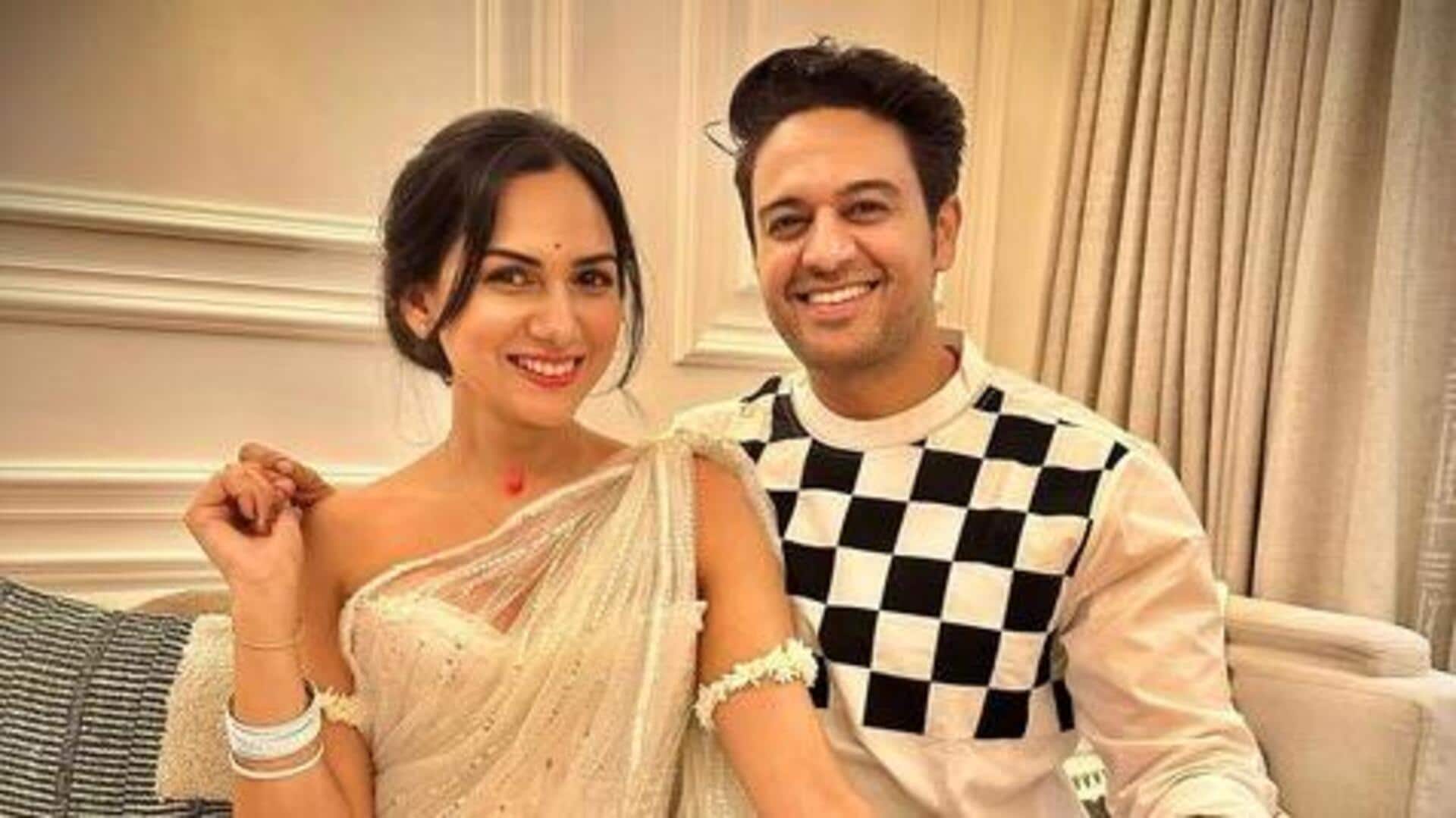'લોકઅપ સિઝન 2'માં અચાનક પહોંચ્યો ગૌરવ ખન્ના, પત્ની આકાંક્ષાને કહ્યું- બેન્ડ વગાડ્યું 'લોકઅપ સિઝન 2'માં અચાનક પહોંચ્યો ગૌરવ ખન્ના, પત્ની આકાંક્ષાને કહ્યું- બેન્ડ વગાડ્યું