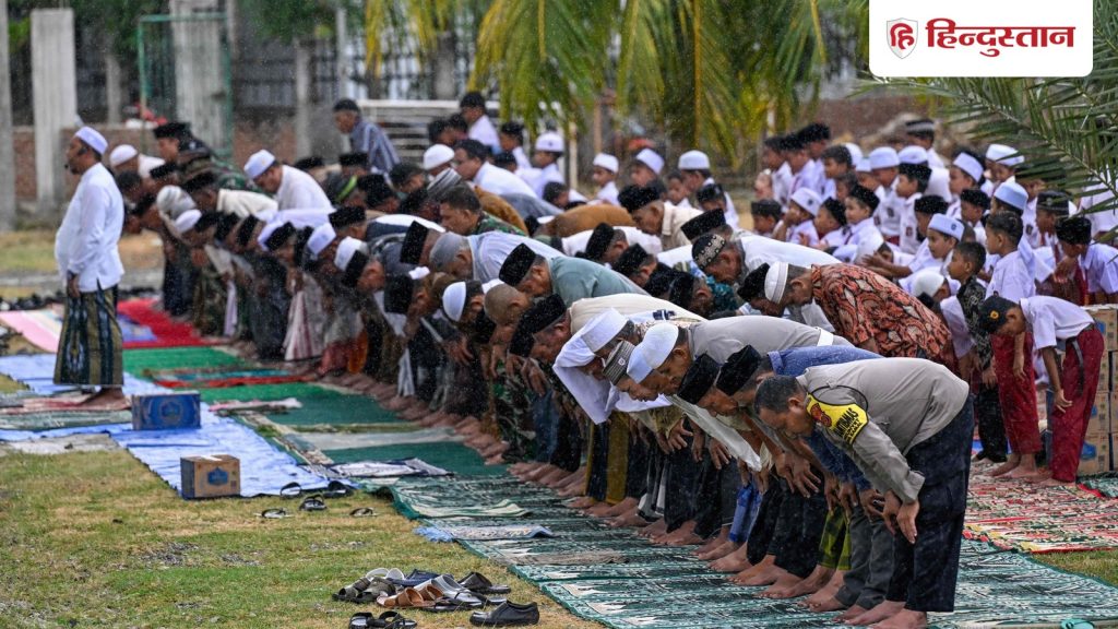 पब को मस्जिद में बदलने का प्रस्ताव, स्थानीय लोग भड़के, बोले- यहां केवल 4...