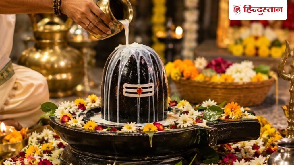 વાસ્તુ ટિપ્સ: શું તમે ઘરે રૂદ્રાભિષેક કરાવવા જઈ રહ્યા છો? વાસ્તુના આ 4 નિયમોને ધ્યાનમાં રાખો Vastu Tips: घर में करवाने जा रहे हैं रुद्राभिषेक? वास्तु के इन 4 नियमों का रखें ख्याल