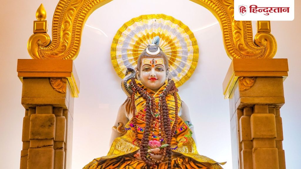 First Sawan Somwar Images: खूबसूरत तस्वीरों और ग्रीटिंग कार्ड से दें पहले सोमवार की बधाई