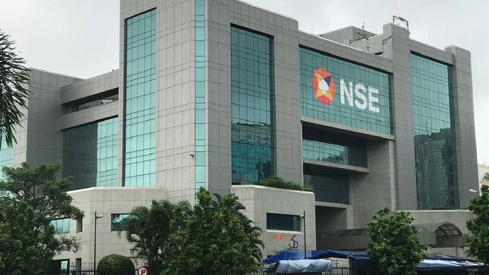 Macquarie NSE પર કવરેજ શરૂ કરે છે અને ‘આઉટપર્ફોર્મ’ રેટિંગ આપે છે, 10% અપસાઇડ માટે અવકાશ – તપાસો… NSE पर Macquarie ने कवरेज शुरू करते हुए दी ‘Outperform’ रेटिंग, 10% तेजी की गुंजाइश - चेक करें...