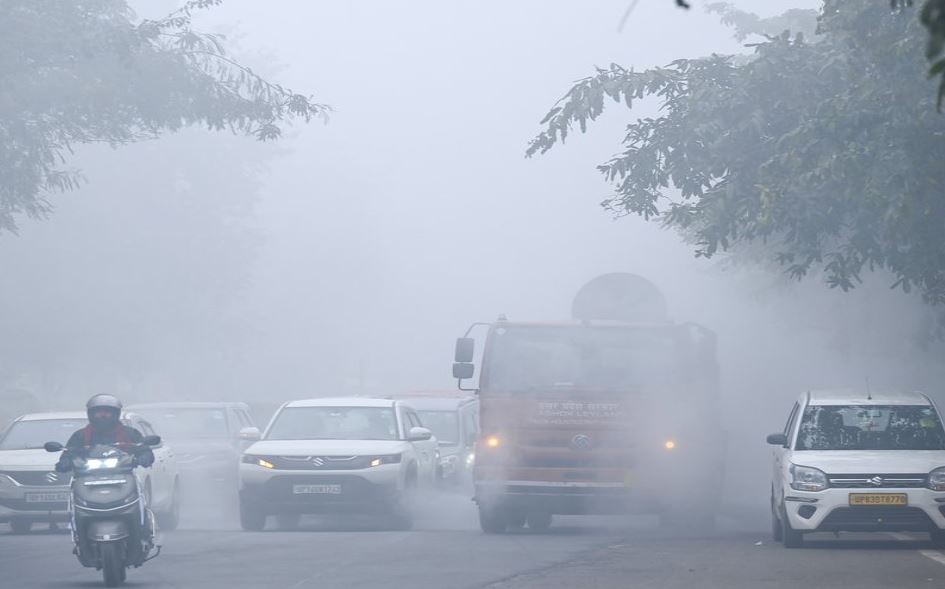 AQI શું છે અને જો પ્રદૂષણનું સ્તર બગડે તો કયો માસ્ક તમને સુરક્ષિત રાખશે? क्या है एक्यूआई और प्रदूषण स्तर बिगड़ने पर कौन सा मास्क रखेगा आपको सुरक्षित