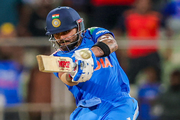 ICC ODI રેન્કિંગ: કોહલીને તેના વિસ્ફોટક પ્રદર્શન માટે પુરસ્કાર મળ્યો, કુલદીપે ચાર સ્થાનની છલાંગ લગાવી ICC वनडे रैंकिंग: धमाकेदार प्रदर्शन का कोहली को मिला इनाम, कुलदीप ने लगाई चार पायदान की छलांग
