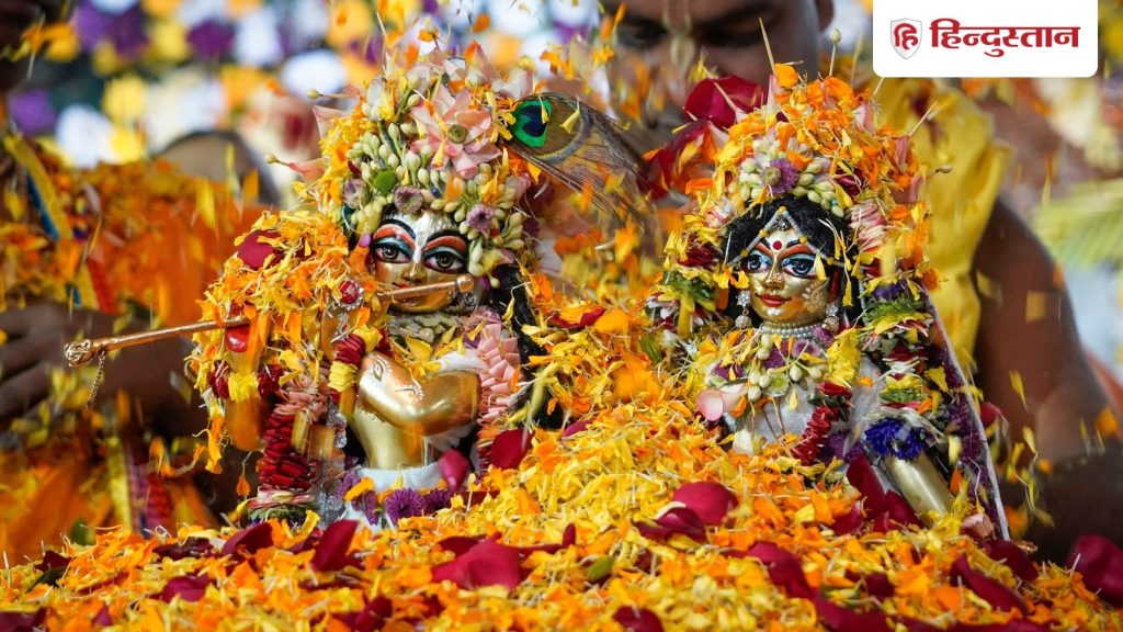 महारास की रात है शरद पूर्णिमा, इस दिन श्रीकृष्ण ने 16 हजार 108 गोपियों के साथ...