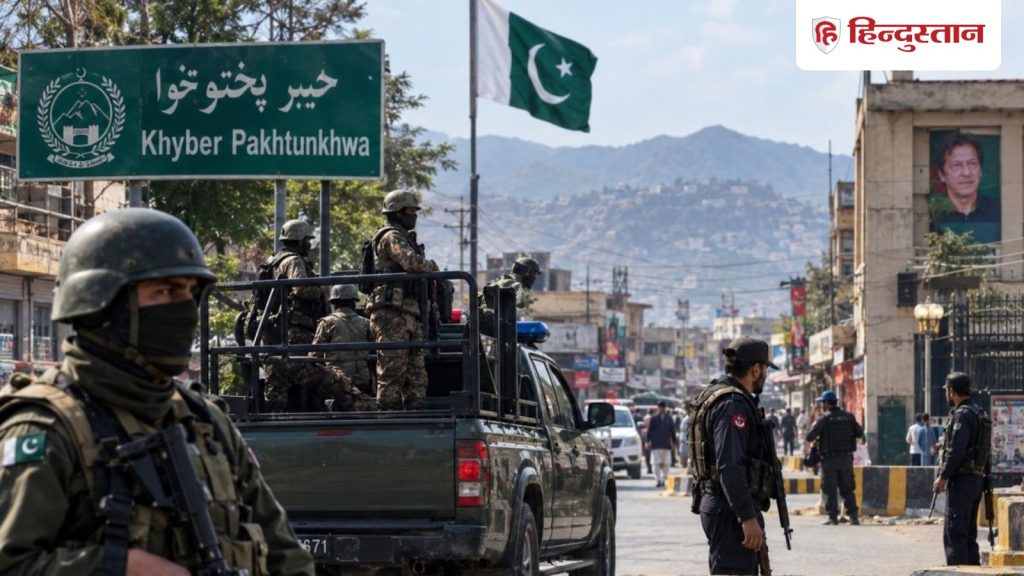 आपातकाल के बाद हिरासत में लिए गए कई बड़े नेता, पाकिस्तान के KPK में आसिम मुनीर...